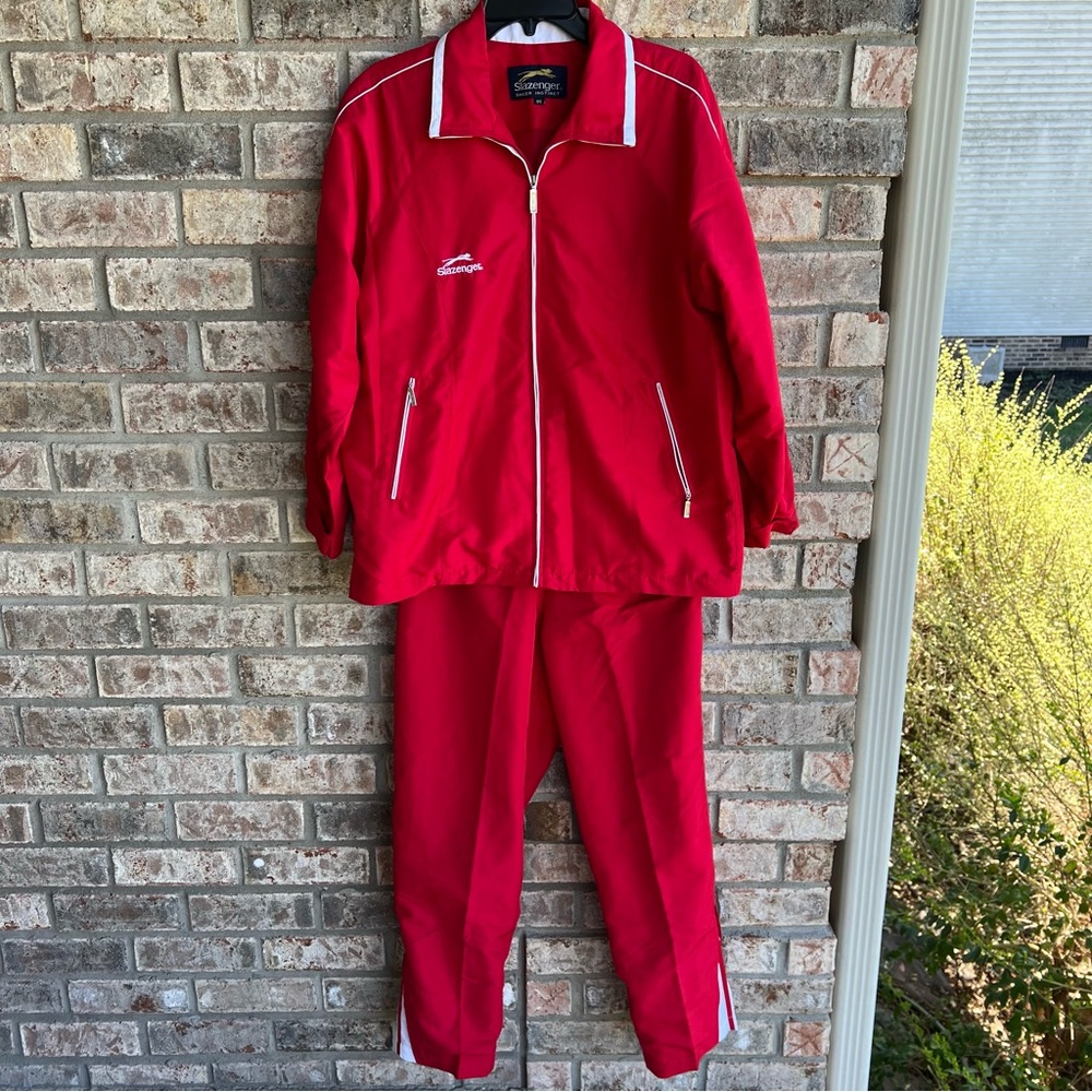 🍒💣 Vintage Salzenger red track suit